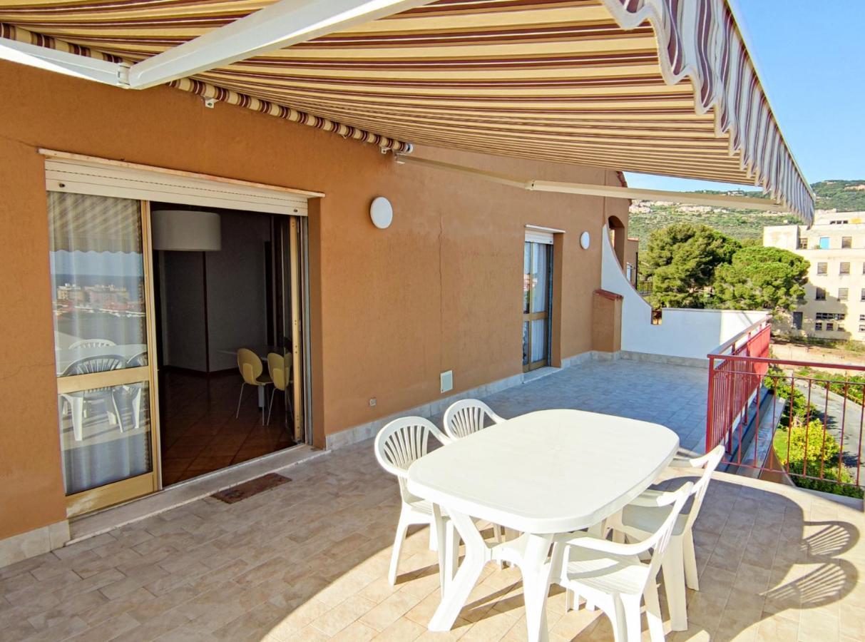 Bella Vista - By Ligooria Appartement Pietra Ligure Buitenkant foto