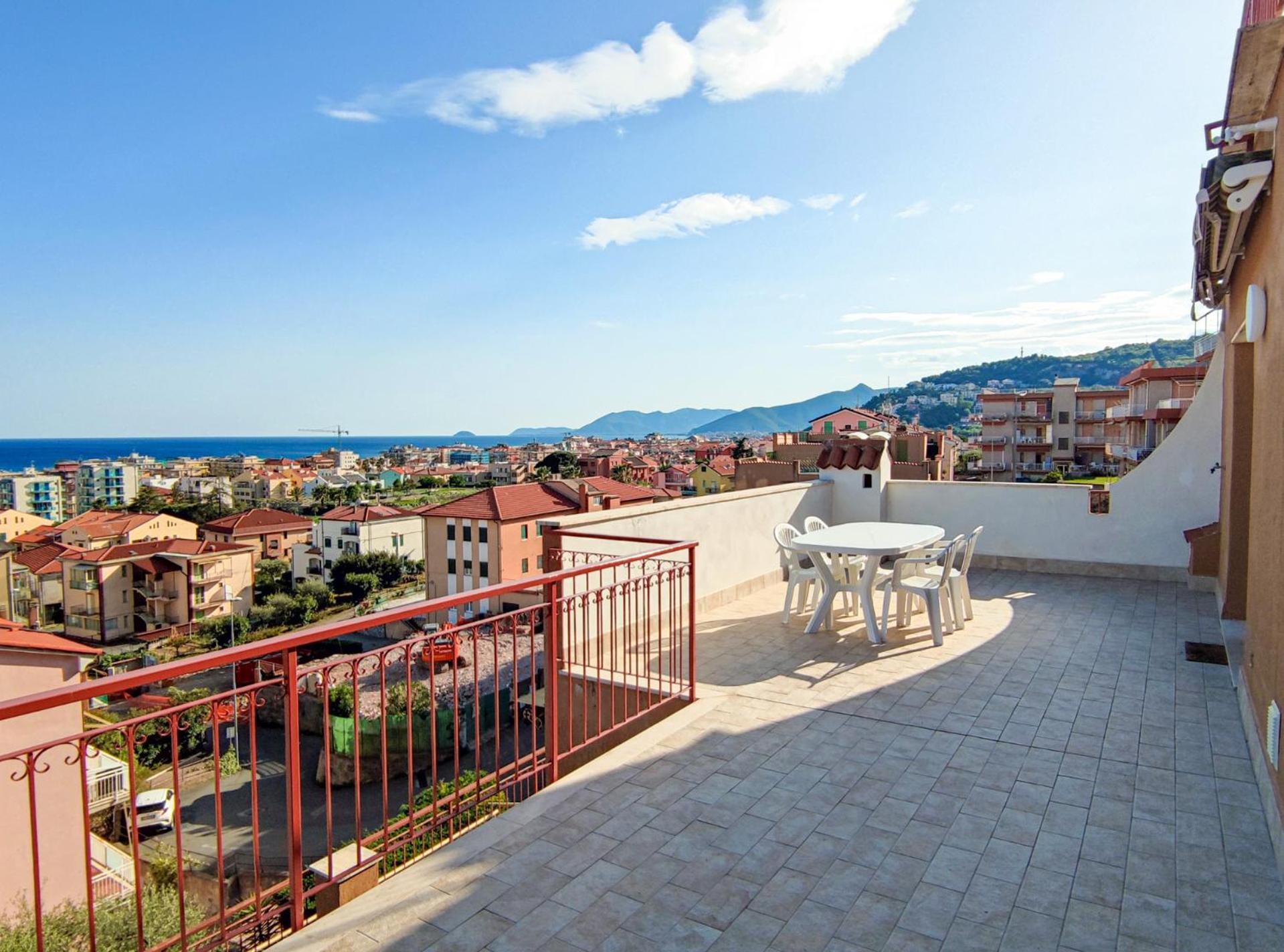 Bella Vista - By Ligooria Appartement Pietra Ligure Buitenkant foto